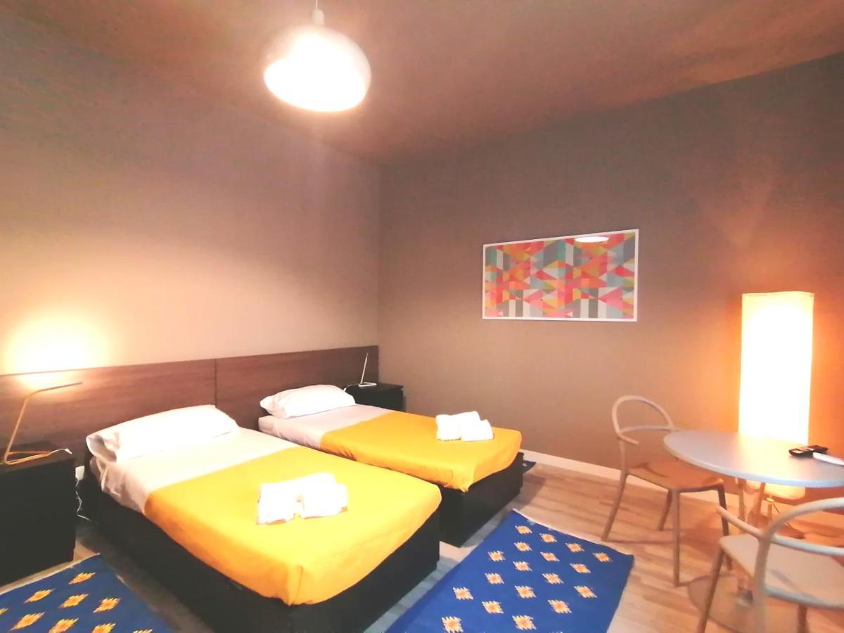 Inner City De Luxe Apartment Catania Exterior foto