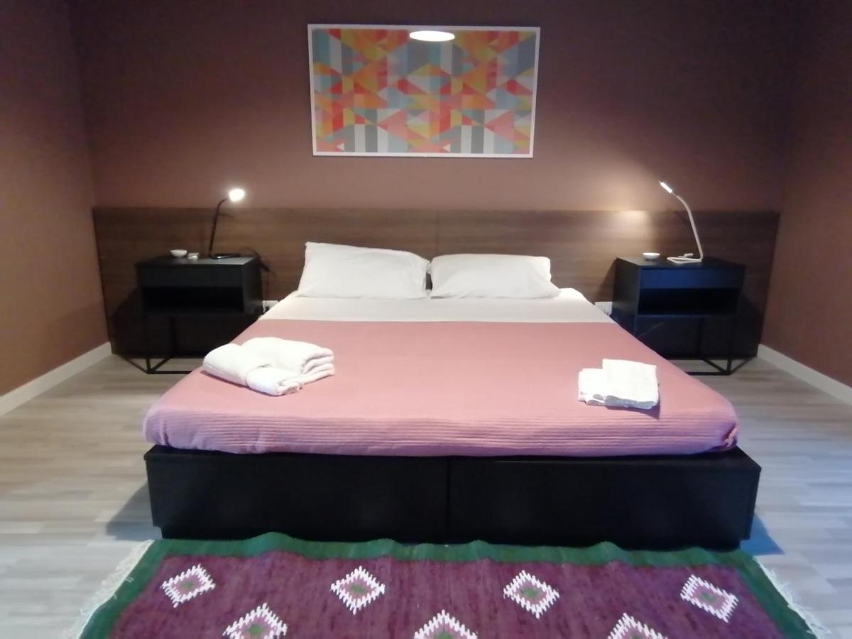 Inner City De Luxe Apartment Catania Exterior foto